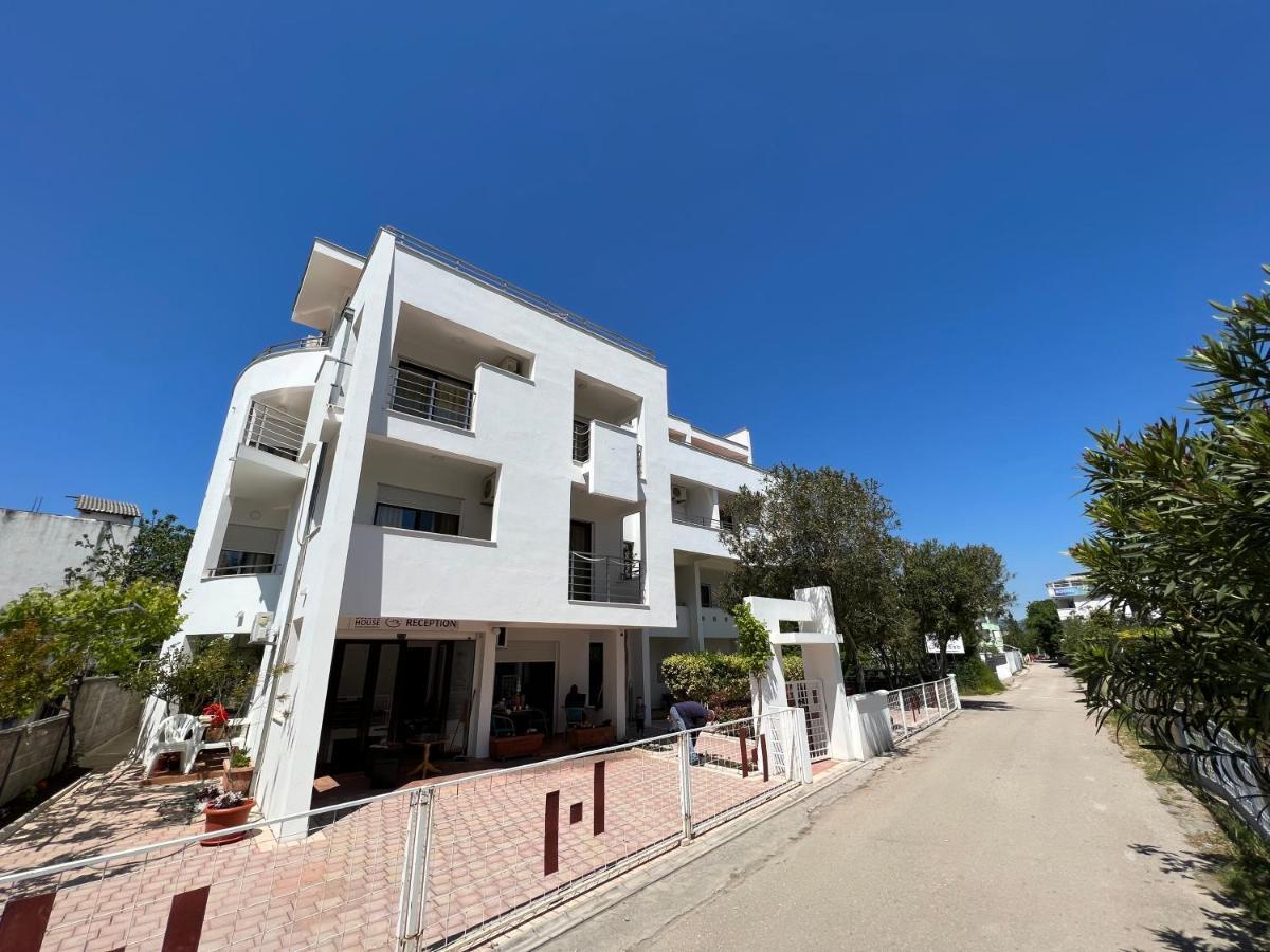Hotel Buzuku House Ulcinj Esterno foto