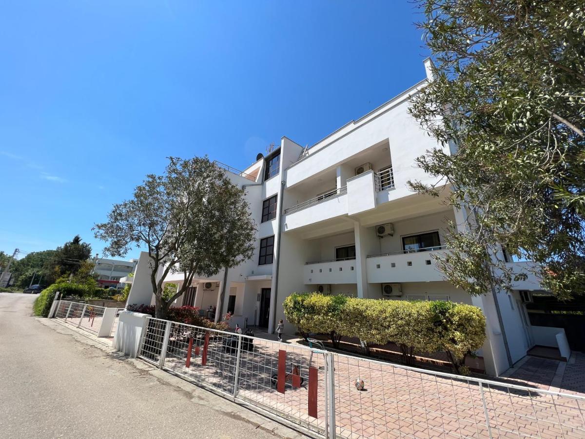 Hotel Buzuku House Ulcinj Esterno foto