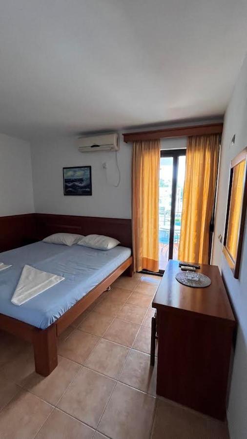 Hotel Buzuku House Ulcinj Esterno foto