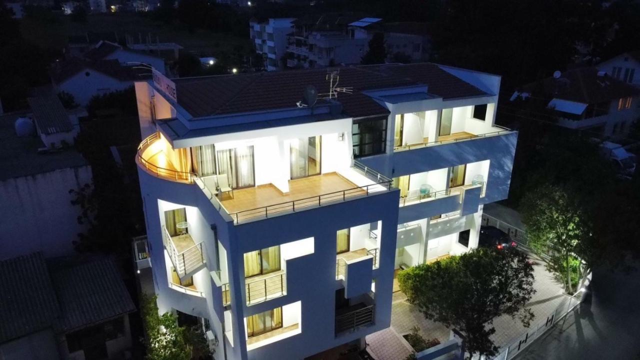 Hotel Buzuku House Ulcinj Esterno foto