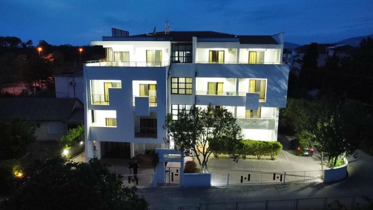 Hotel Buzuku House Ulcinj Esterno foto