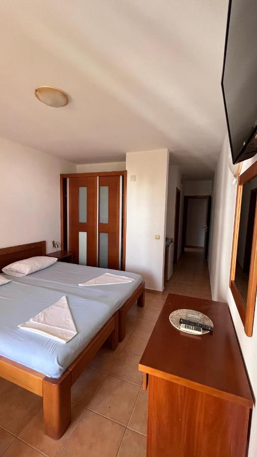 Hotel Buzuku House Ulcinj Esterno foto