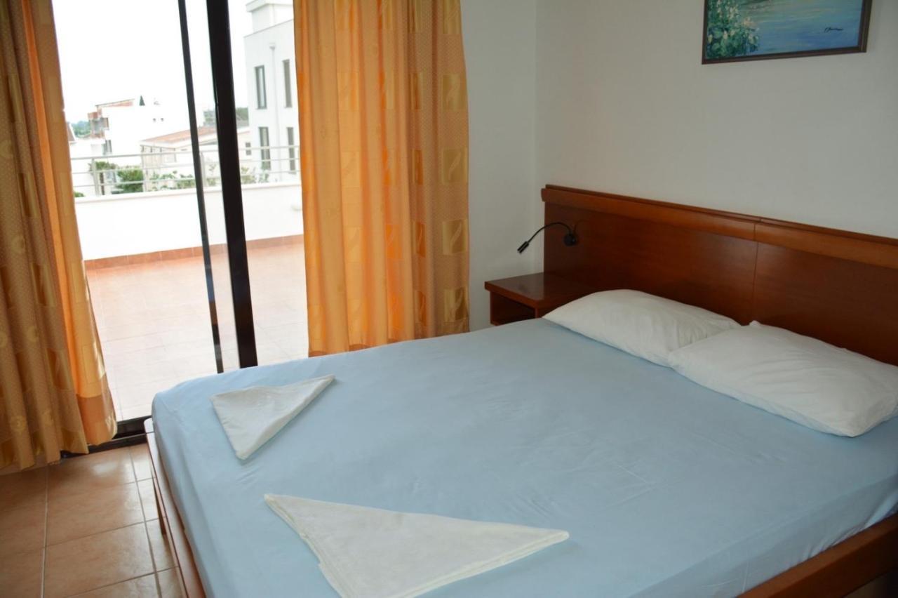 Hotel Buzuku House Ulcinj Esterno foto