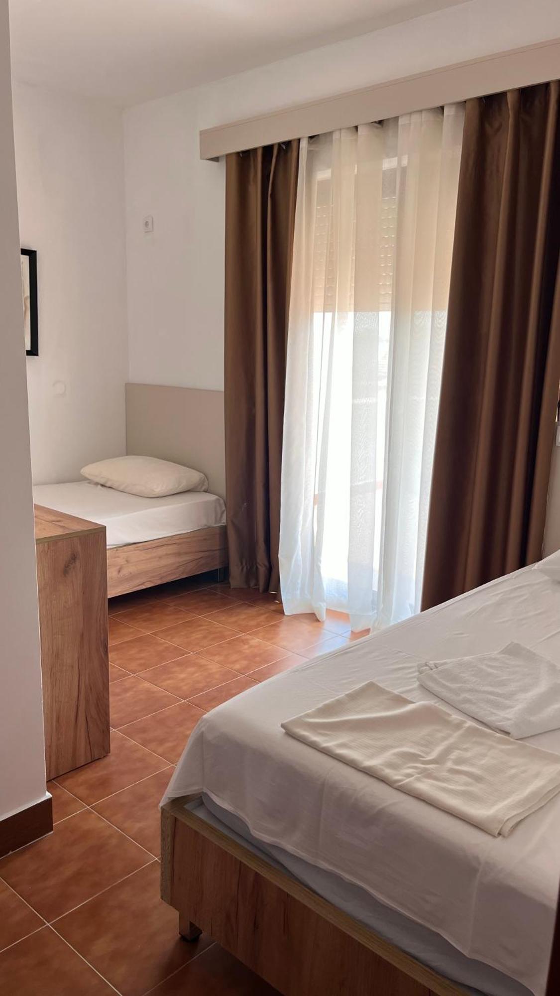 Hotel Buzuku House Ulcinj Esterno foto